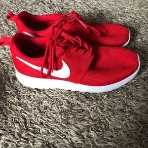 Red Nike Sneakers HARDLY USED
